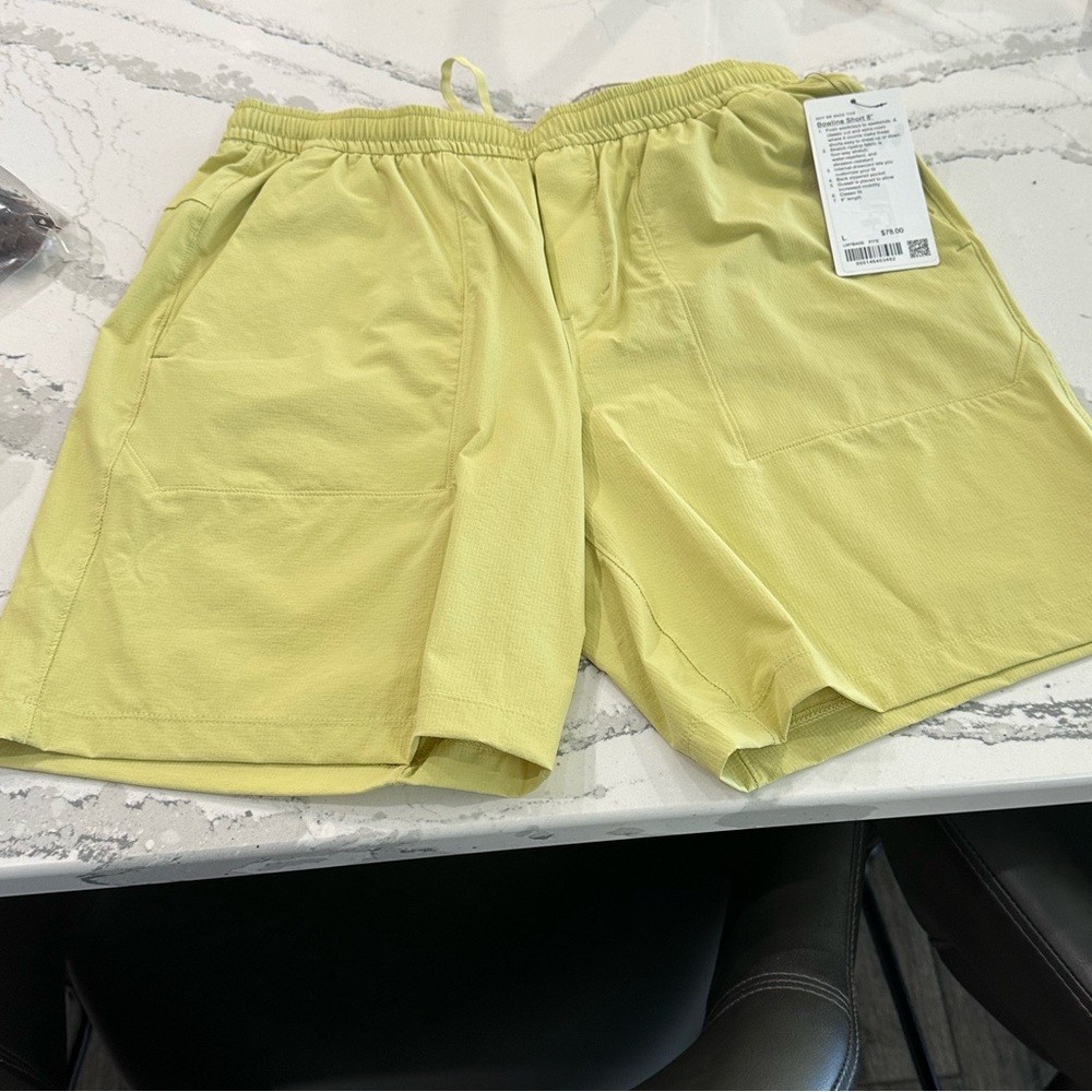 Lululemon 8” bowline shorts NWT
